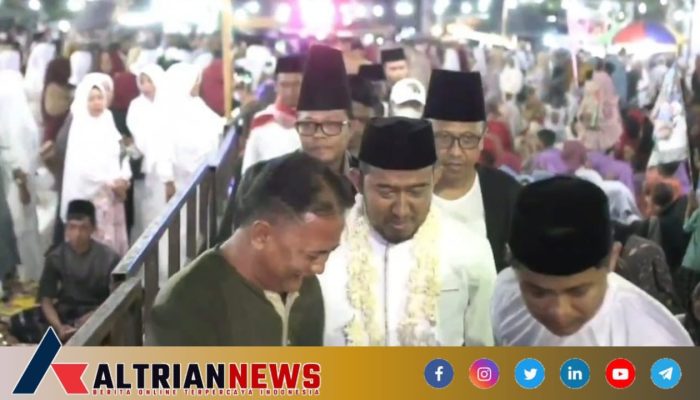 Shalawat Akbar di Sumenep, Ribuan Warga Bersatu Dukung Paslon FAHAM Menuju Kemenangan Pilkada 2024