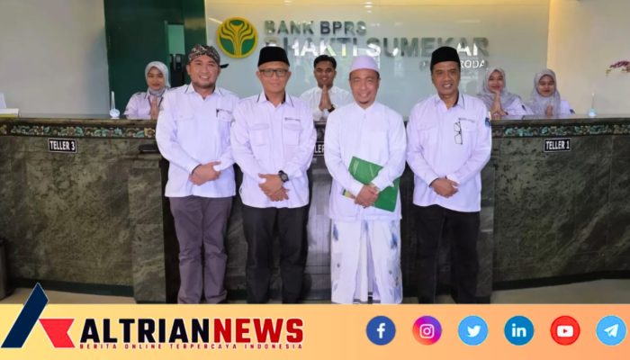 Perkuat Spiritualitas Karyawan, BPRS Bhakti Sumekar Hadirkan KH Musleh Adnan dalam Pengajian Awal Tahun 2026