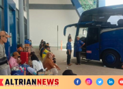 Arus Balik Lebaran di Terminal Arya Wiraraja Masih Tinggi, Puncak Capai 1.400 Penumpang