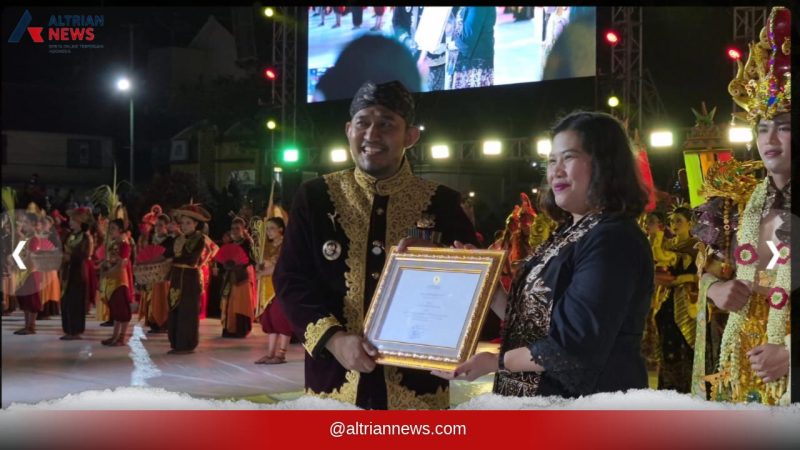 Prosesi Arya Wiraraja Meriahkan Hari Jadi Sumenep, Berpadu dengan Festival Musik Tong-Tong KEN 2026